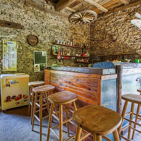 2 Bedroom Amazing In Bourgnounac